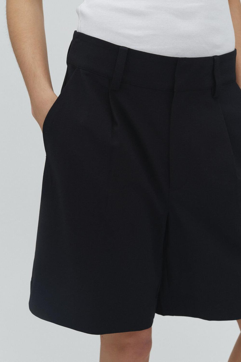 Guri-M shorts - 880 Black